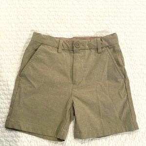 Kaki Vineyard Vines Breaker Shorts